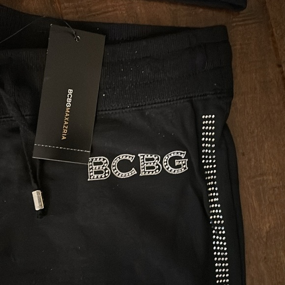 BCBG jogger- studded pants and jacket with cutout shoulder - Picture 4 of 6